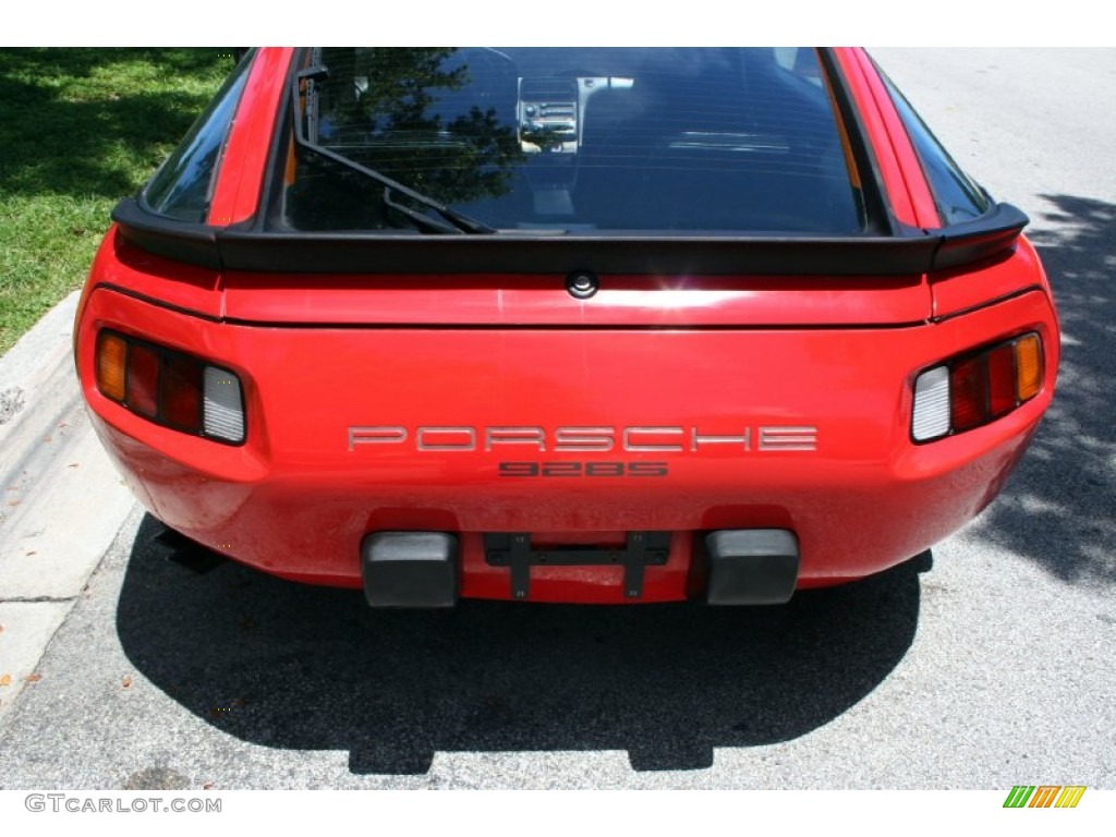 1985 Porsche 928 S Marks and Logos Photo #52410765