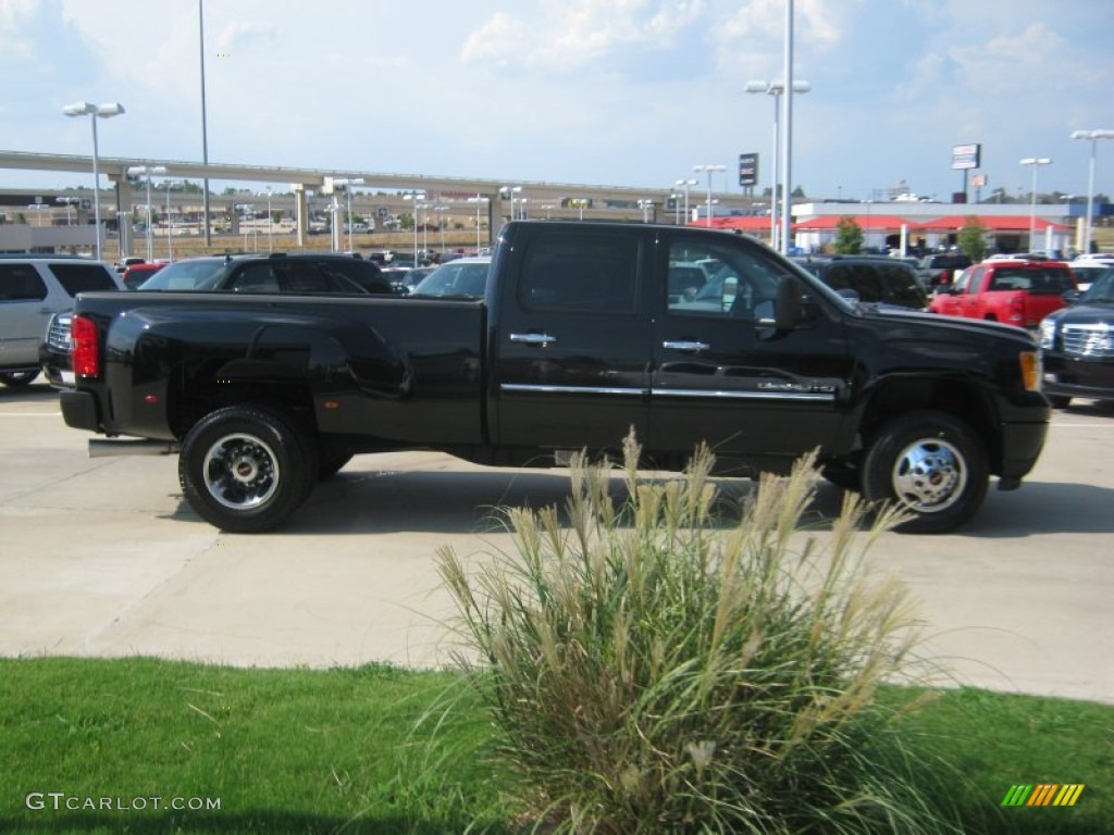 Onyx Black 2011 GMC Sierra 3500HD Denali Crew Cab 4x4 Dually Exterior Photo #52413573