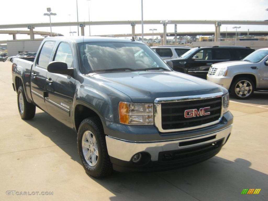 2011 Sierra 1500 SLE Crew Cab 4x4 - Stealth Gray Metallic / Ebony photo #7