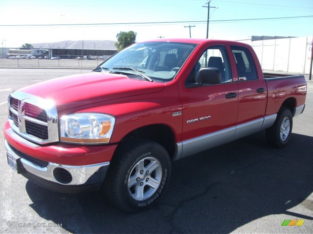 2006 Ram 1500 SLT Quad Cab 4x4 - Flame Red / Medium Slate Gray photo #2