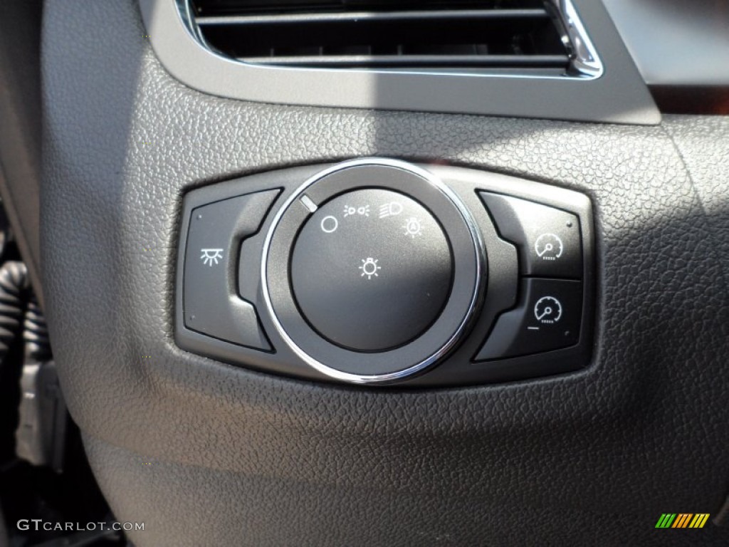 2011 Ford Edge Limited Controls Photo #52415370