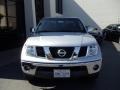 2007 Radiant Silver Nissan Frontier LE King Cab 4x4  photo #2