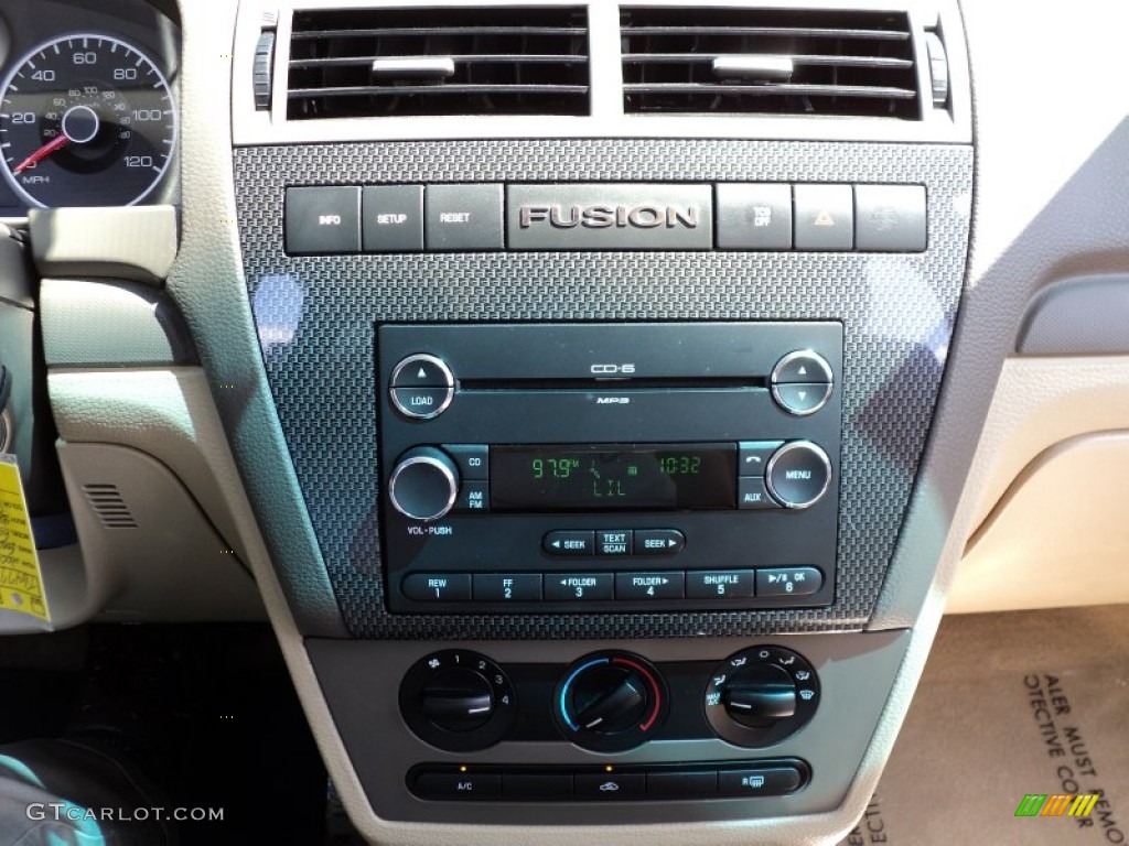 2008 Ford Fusion SE V6 AWD Controls Photo #52418199