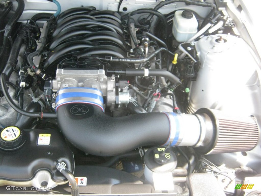 2005 Ford Mustang GT Deluxe Coupe 4.6 Liter SOHC 24-Valve VVT V8 Engine Photo #52420557
