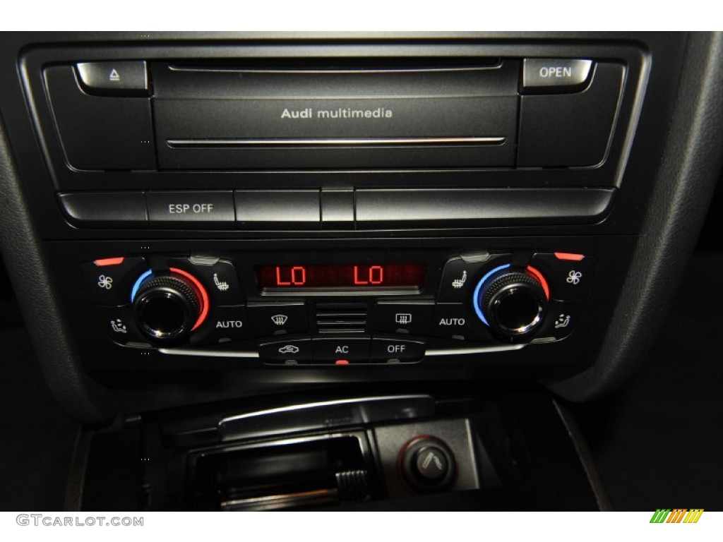 2010 Audi S5 4.2 FSI quattro Coupe Controls Photo #52421394