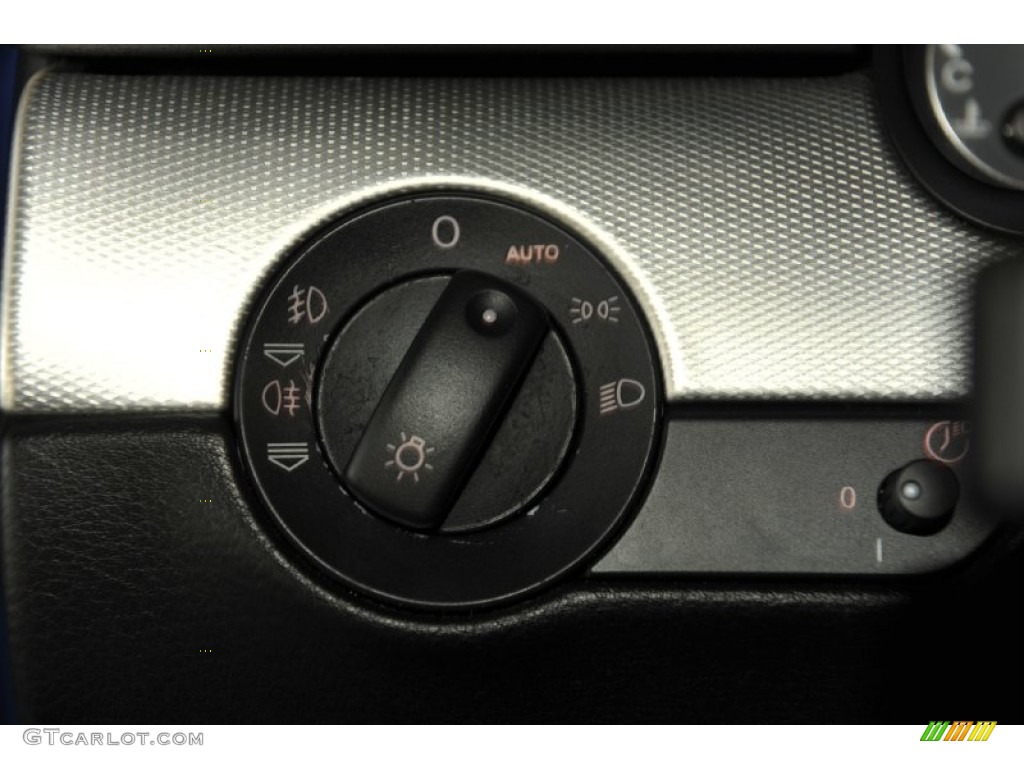 2004 S4 4.2 quattro Sedan - Nogaro Blue / Black/Blue photo #33