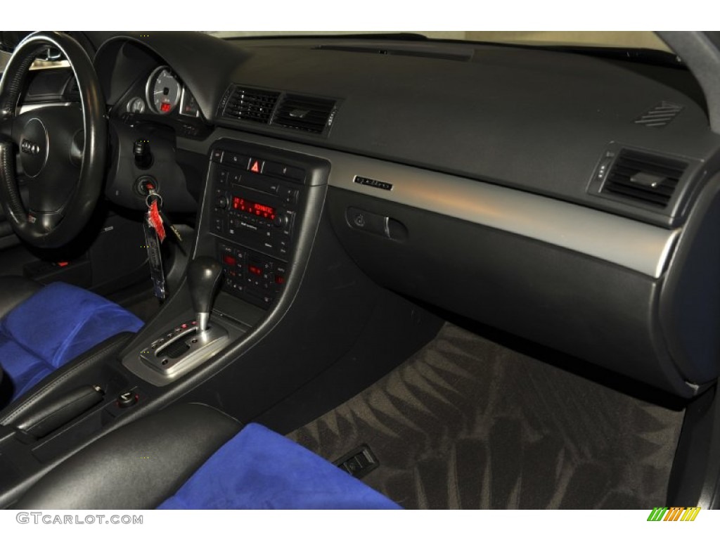 2004 S4 4.2 quattro Sedan - Nogaro Blue / Black/Blue photo #47