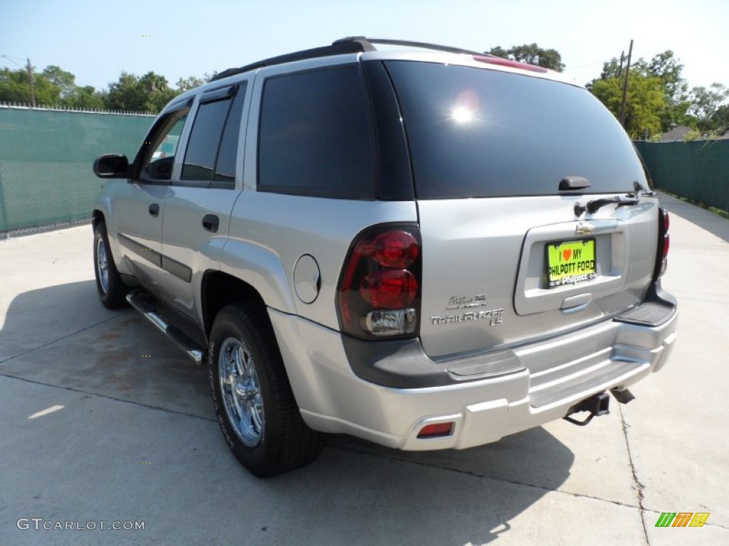 2005 TrailBlazer LS 4x4 - Silverstone Metallic / Light Gray photo #5