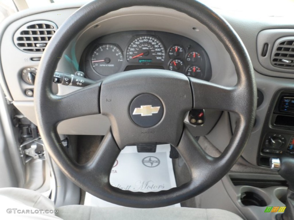 2005 TrailBlazer LS 4x4 - Silverstone Metallic / Light Gray photo #45