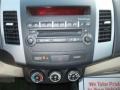2011 Mitsubishi Outlander SE AWD Controls