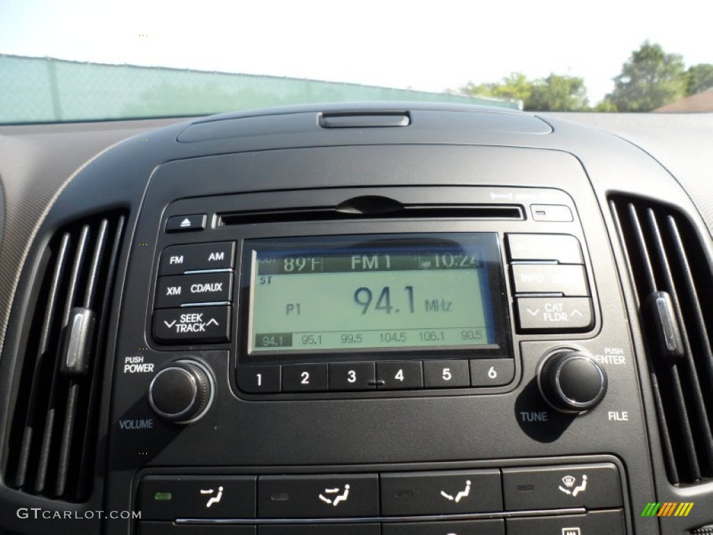2010 Hyundai Elantra Touring GLS Controls Photo #52425543