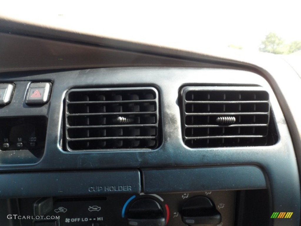 1998 4Runner  - Beige Pearl / Oak photo #37