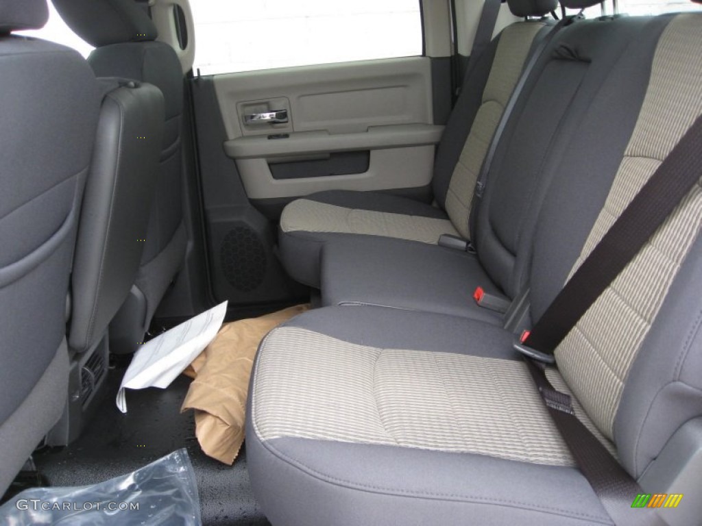 2011 Dodge Ram 5500 HD SLT Crew Cab 4x4 Chassis Interior Color Photos