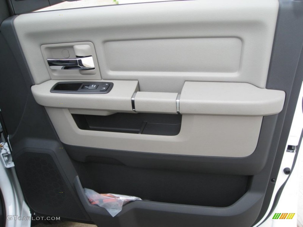2011 Dodge Ram 5500 HD SLT Crew Cab 4x4 Chassis Dark Slate/Medium Graystone Door Panel Photo #52426065