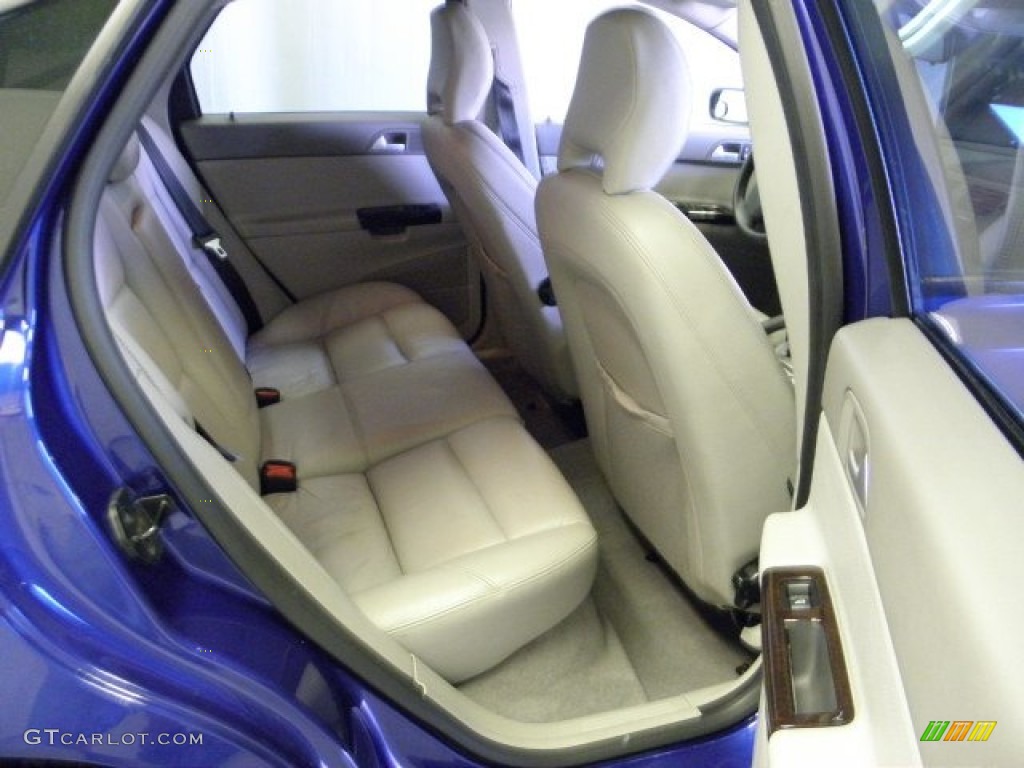 Off Black Interior 2006 Volvo S40 2.4i Photo #52428609