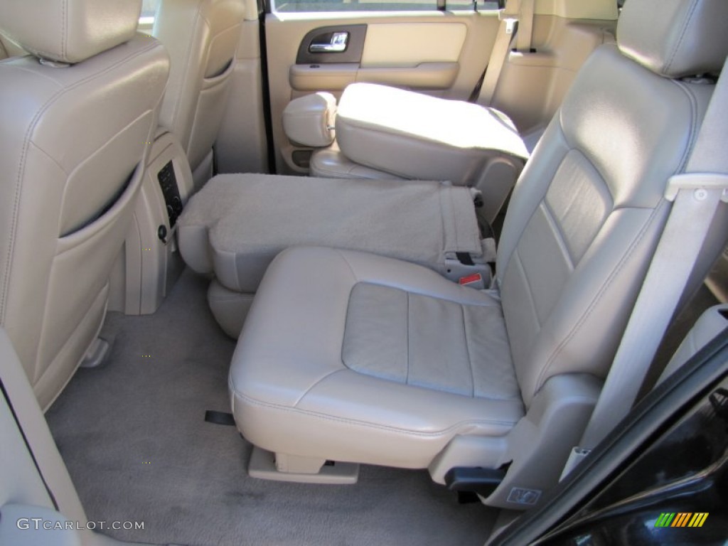Medium Parchment Interior 2005 Ford Expedition Limited 4x4 Photo #52428978