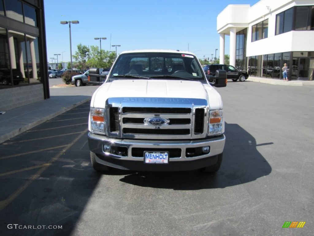 2010 F350 Super Duty Lariat Crew Cab 4x4 - Oxford White / Ebony photo #34