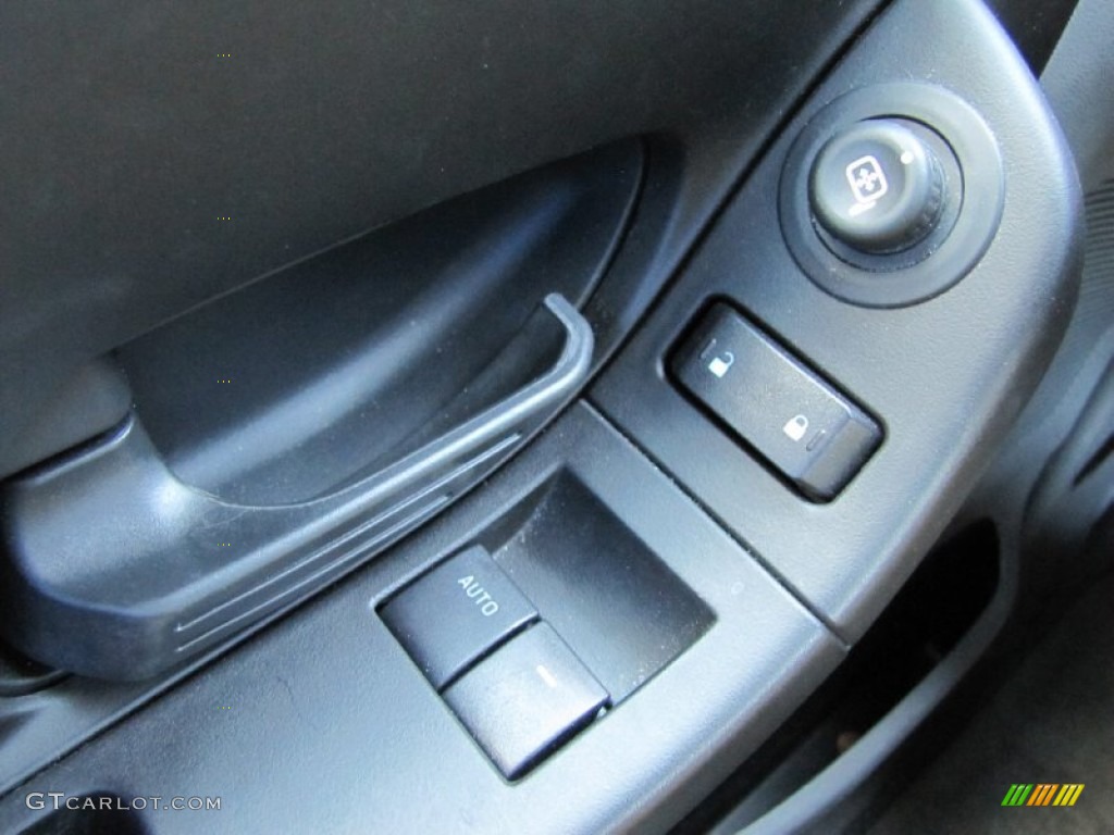 2011 Ford Ranger XLT SuperCab Controls Photo #52430886