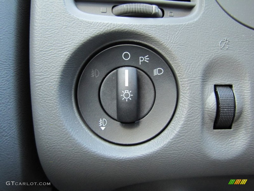 2011 Ford Ranger XLT SuperCab Controls Photo #52430889