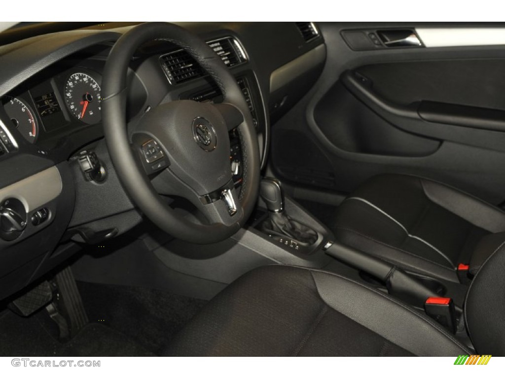 2011 Jetta SEL Sedan - Platinum Gray Metallic / Titan Black photo #9