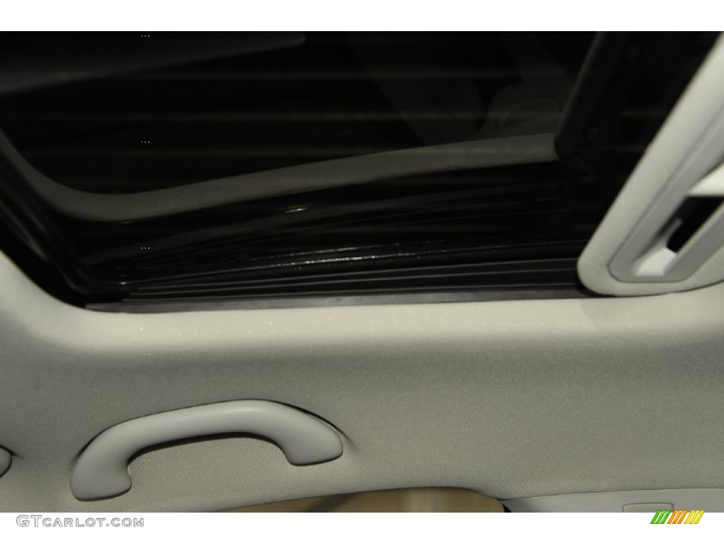 2011 Jetta SEL Sedan - Platinum Gray Metallic / Titan Black photo #13