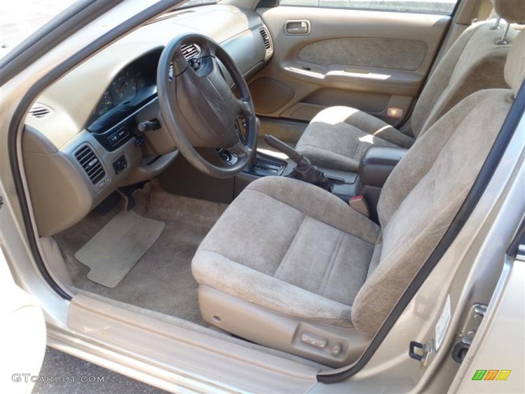 1999 Maxima GXE - Sunlit Sand Metallic / Beige photo #29