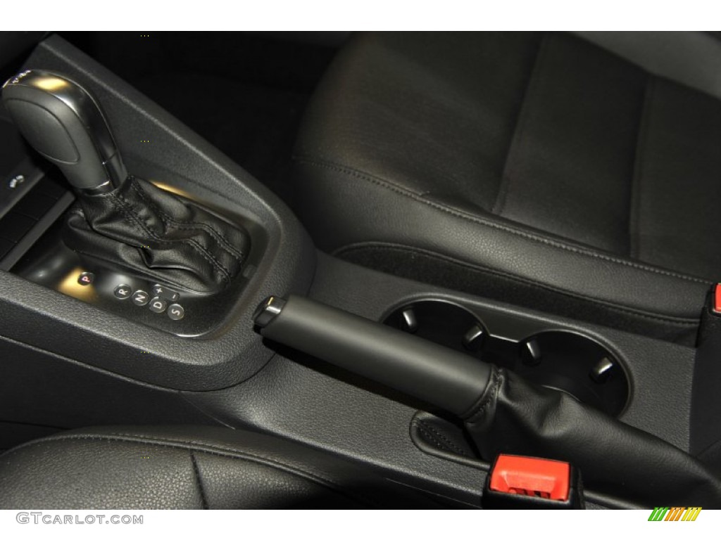2012 Jetta TDI Sedan - Tornado Red / Titan Black photo #6