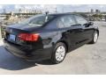 Black - Jetta SE Sedan Photo No. 5