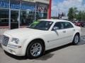 Stone White - 300 C HEMI Photo No. 1