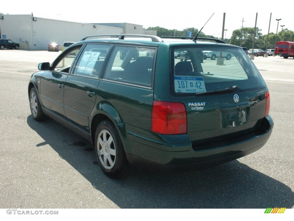 1999 Passat GLS Wagon - Royal Green Pearl / Black photo #4