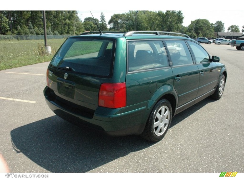 1999 Passat GLS Wagon - Royal Green Pearl / Black photo #6