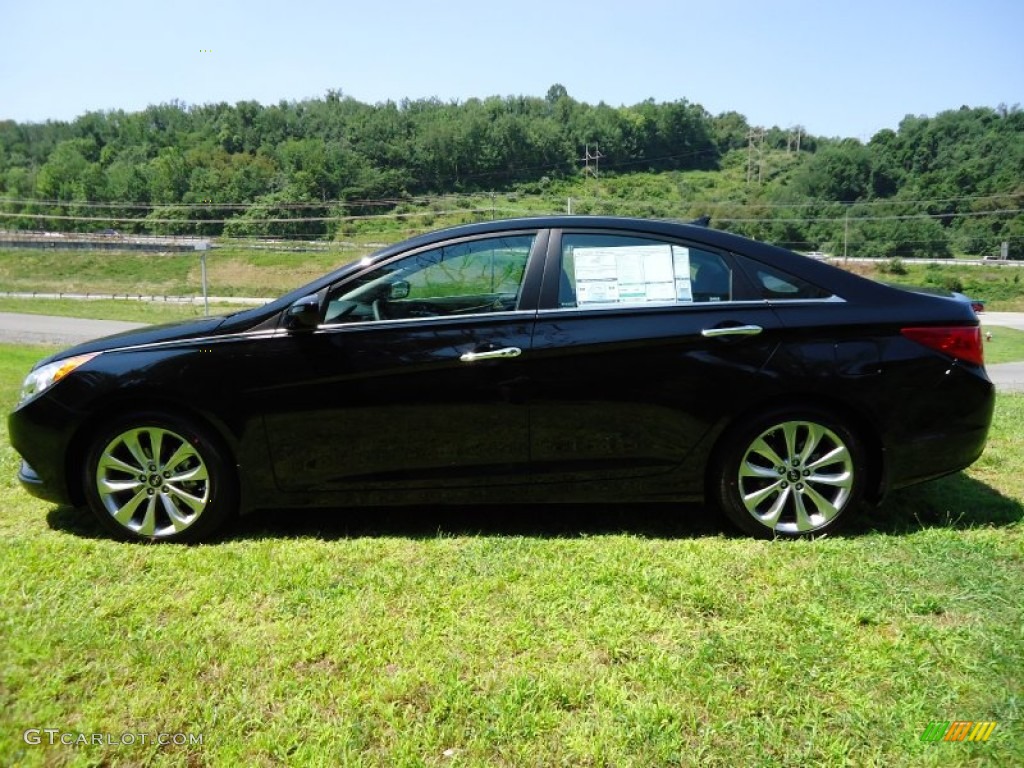 2011 Sonata SE 2.0T - Midnight Black / Gray photo #6