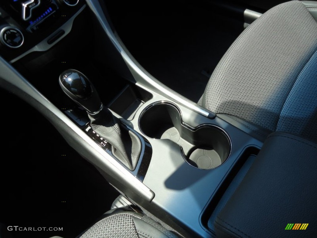 2011 Sonata SE 2.0T - Midnight Black / Black photo #16