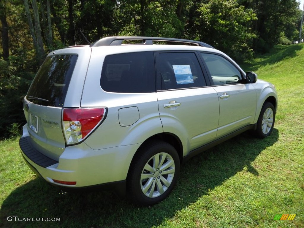 Spark Silver Metallic 2011 Subaru Forester 2.5 X Premium Exterior Photo #52435151