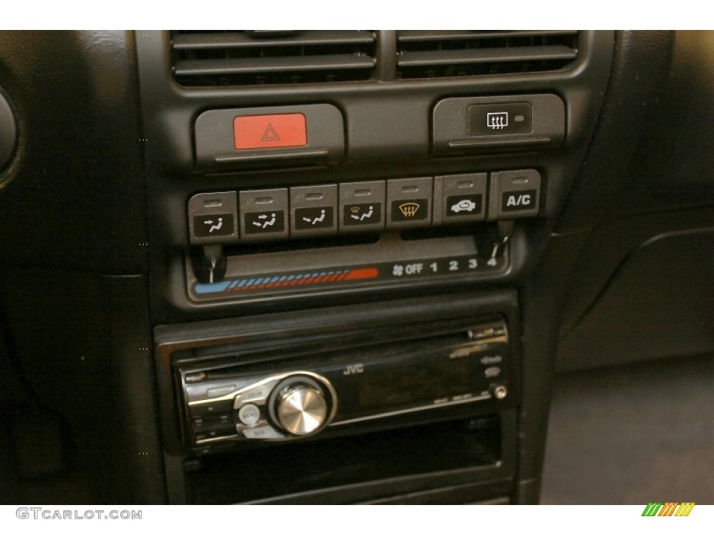 2001 Acura Integra LS Coupe Controls Photo #52435208