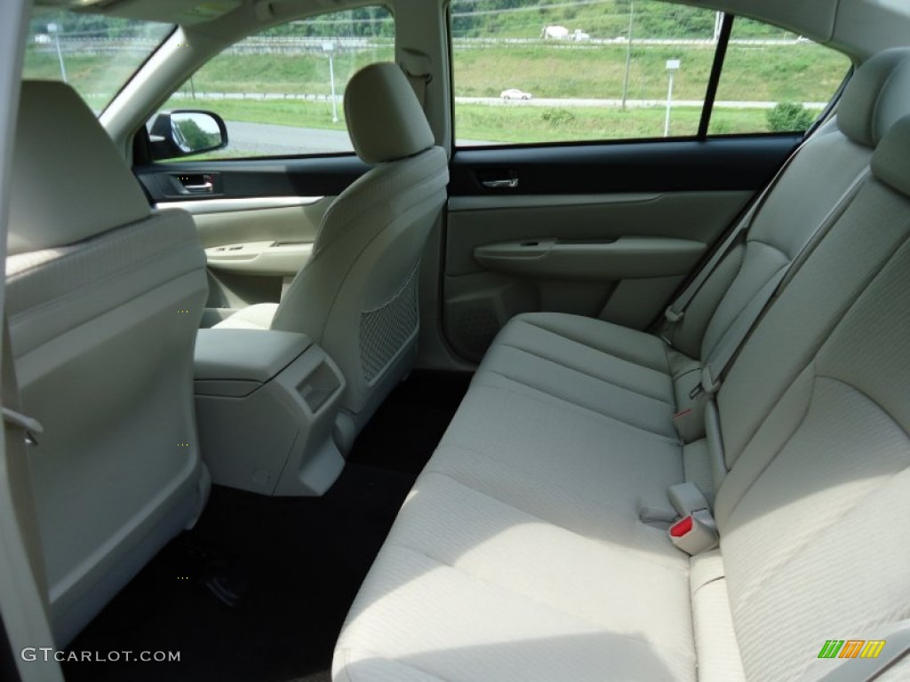 Warm Ivory Interior 2011 Subaru Legacy 2.5i Photo #52436439