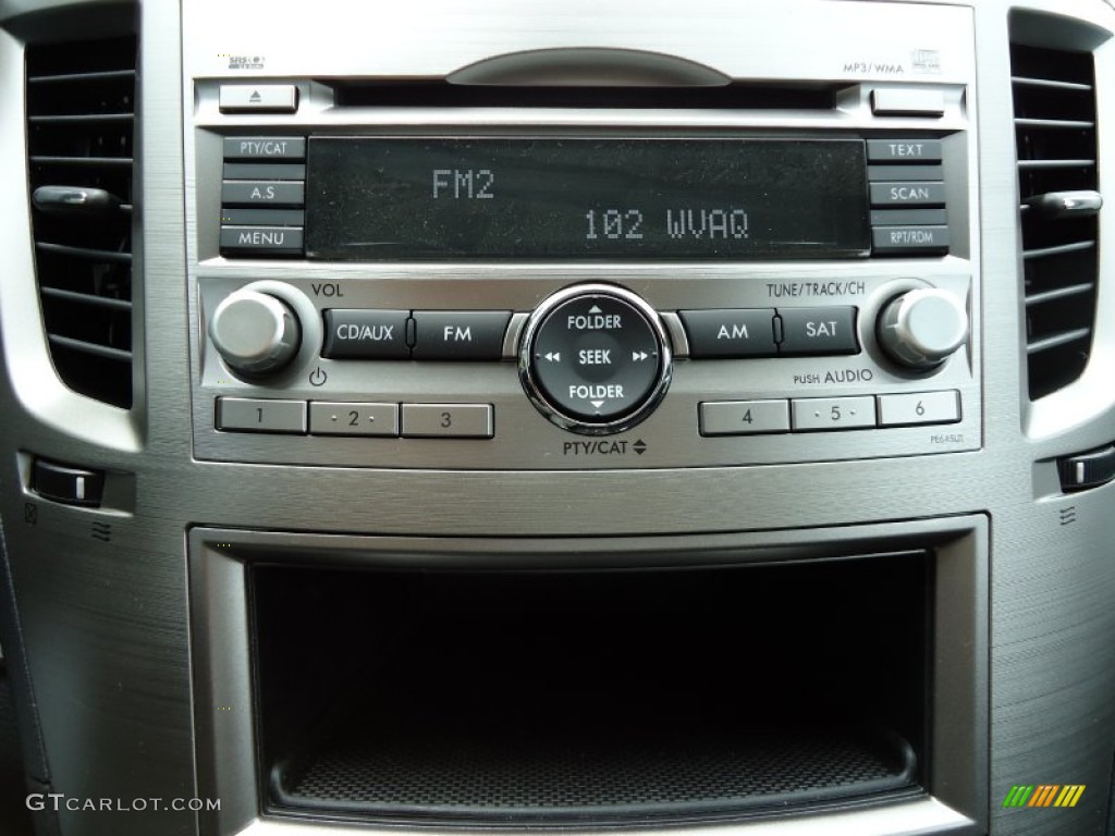 2011 Subaru Legacy 2.5i Controls Photo #52436548