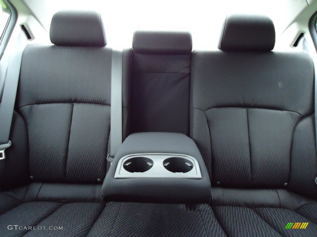 Off-Black Interior 2011 Subaru Legacy 2.5i Photo #52436566