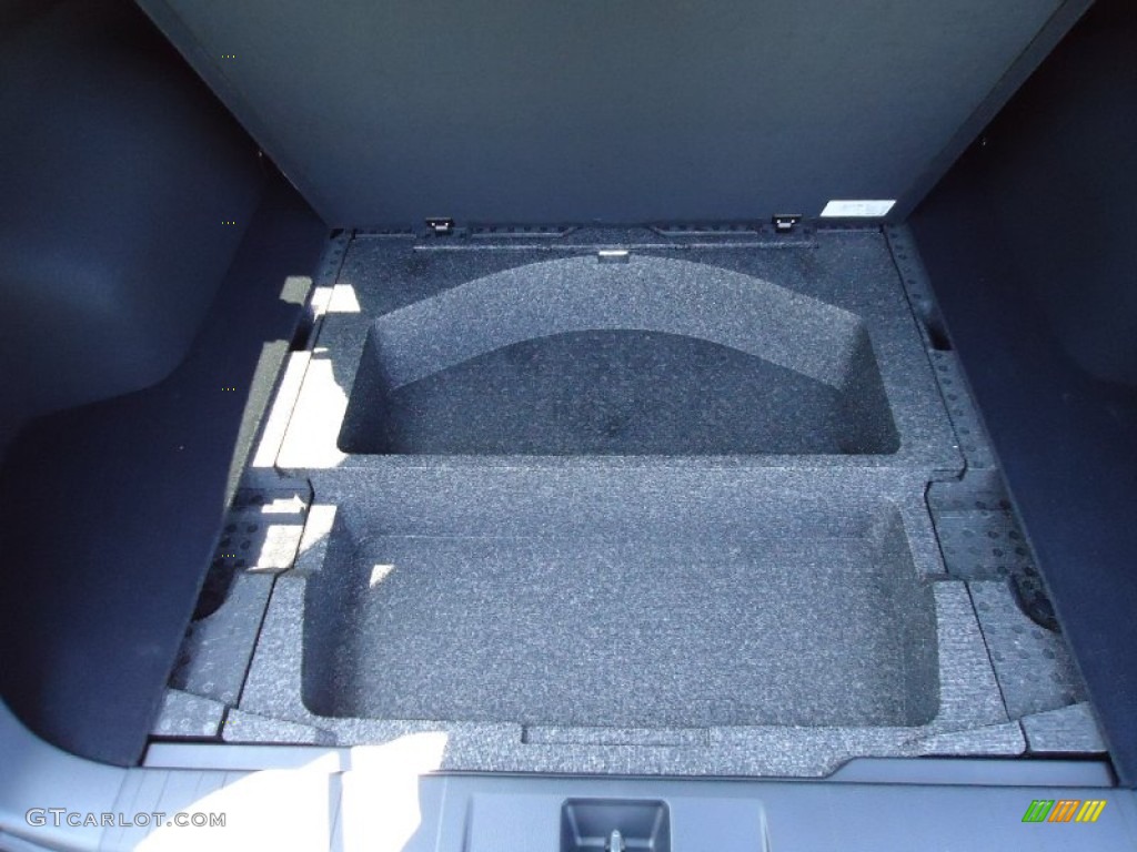 2011 Subaru Outback 2.5i Limited Wagon Trunk Photo #52436895