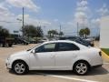 Candy White - Jetta SE Sedan Photo No. 4