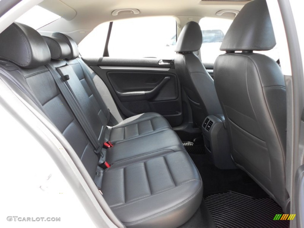 2009 Jetta SE Sedan - Candy White / Anthracite photo #18