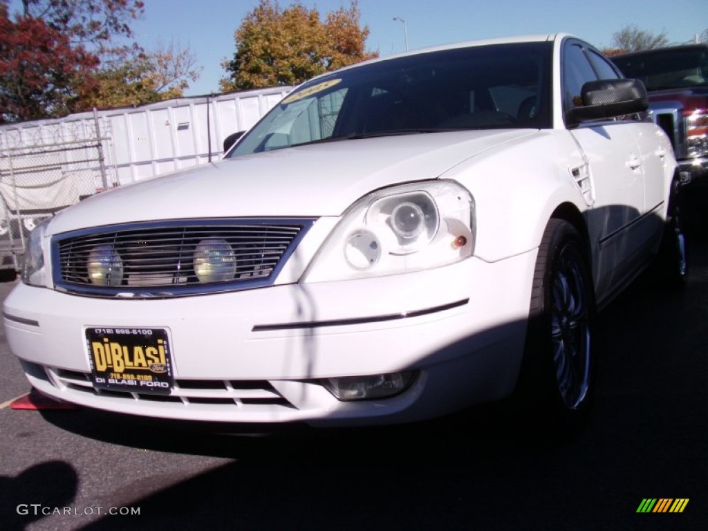 2005 Five Hundred Limited AWD - Oxford White / Black photo #1