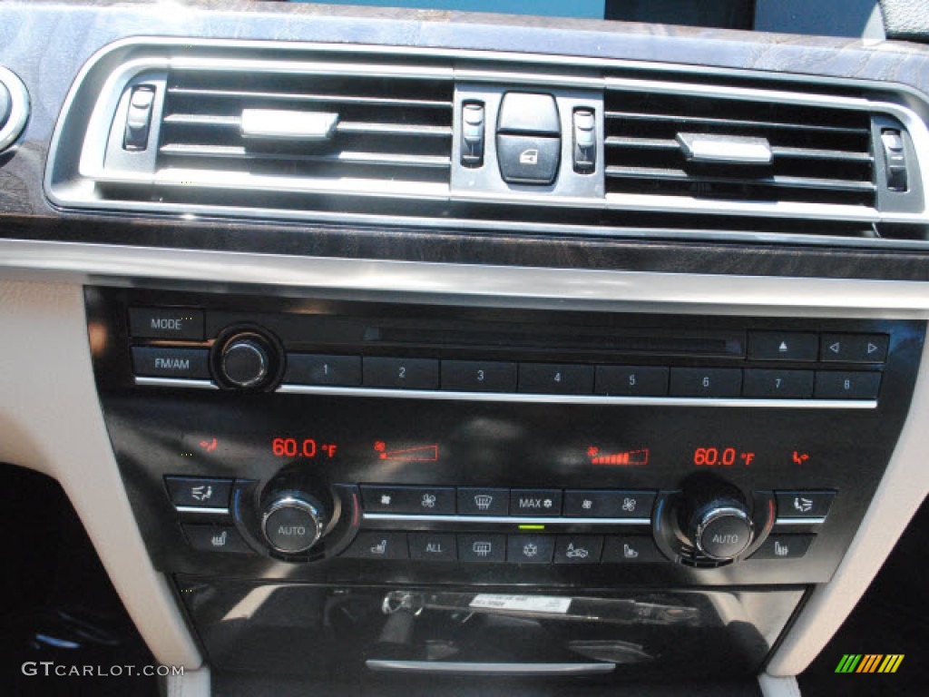 2010 BMW 7 Series 750i Sedan Controls Photo #52439089