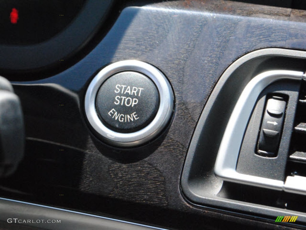 2010 BMW 7 Series 750i Sedan Controls Photo #52439122