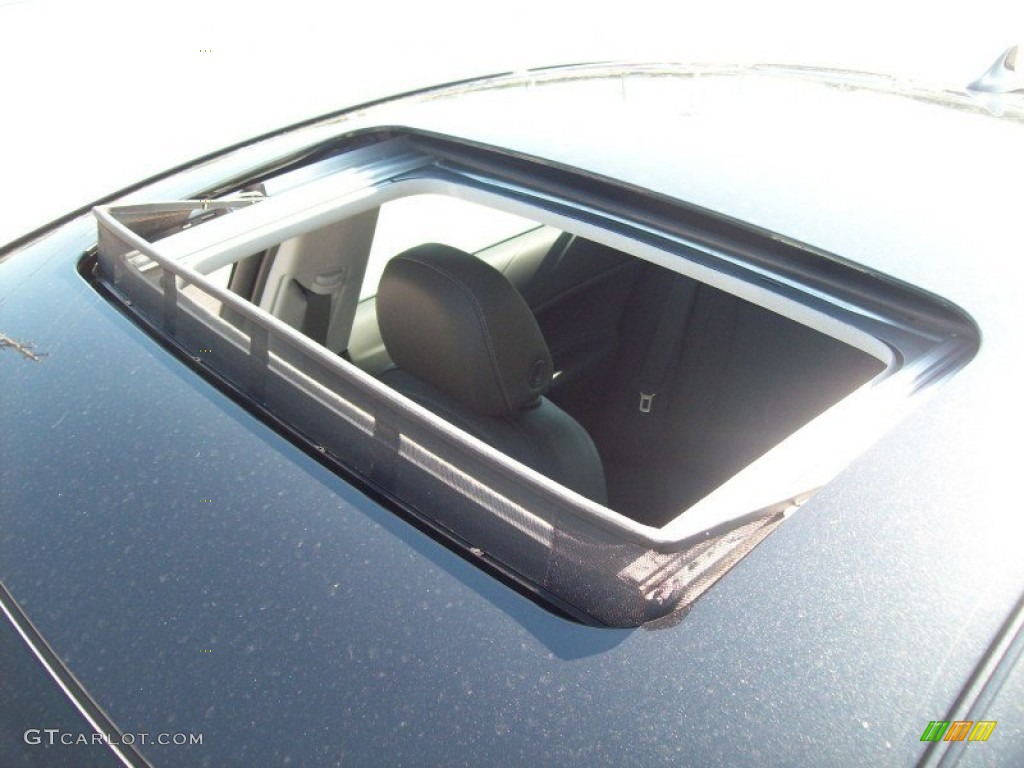2011 Buick Regal CXL Turbo Sunroof Photo #52439539