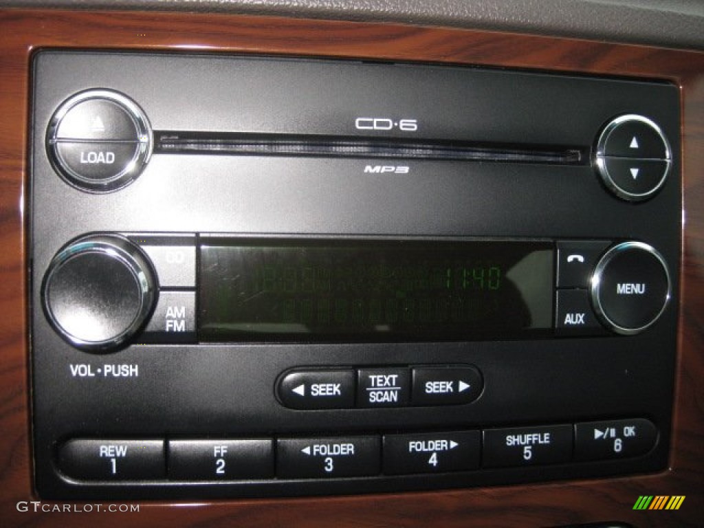 2009 Ford Taurus SEL Controls Photo #52441120
