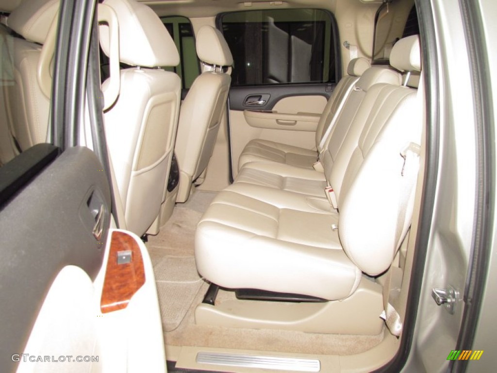 Ebony/Light Cashmere Interior 2008 Chevrolet Avalanche LTZ Photo #52443949