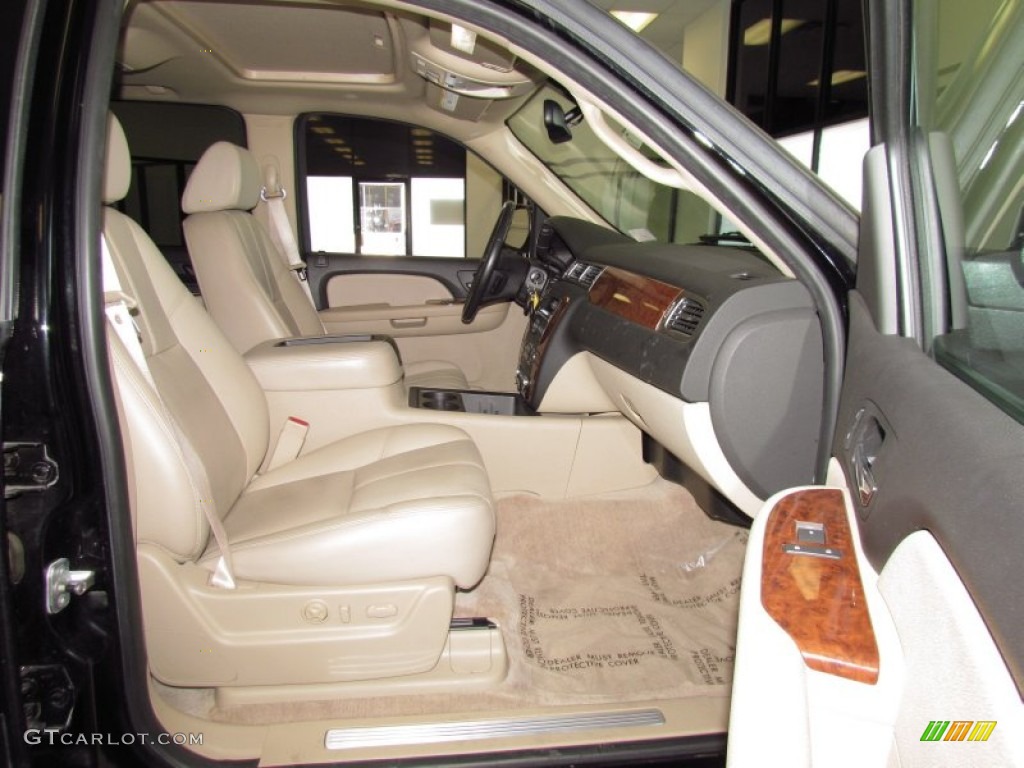 Light Cashmere/Ebony Interior 2007 Chevrolet Suburban 1500 LT Photo #52444924
