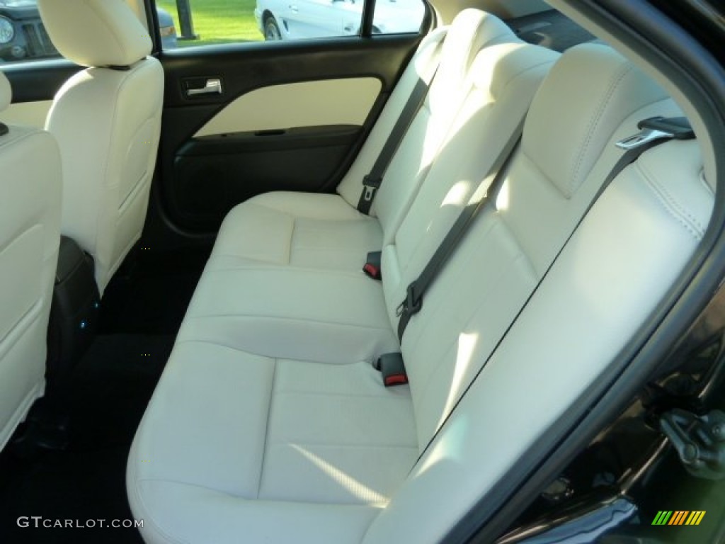 2009 Mercury Milan V6 AWD VOGA Package Interior Color Photos