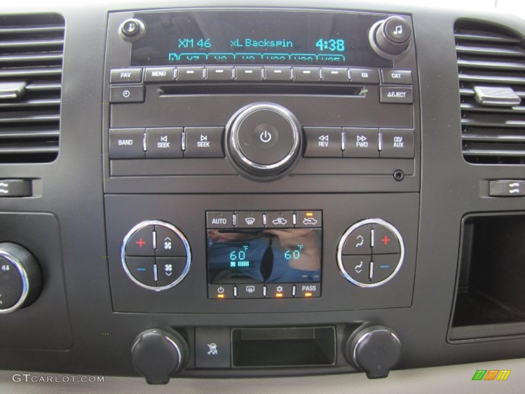 2011 Chevrolet Silverado 1500 LT Extended Cab 4x4 Controls Photo #52448980